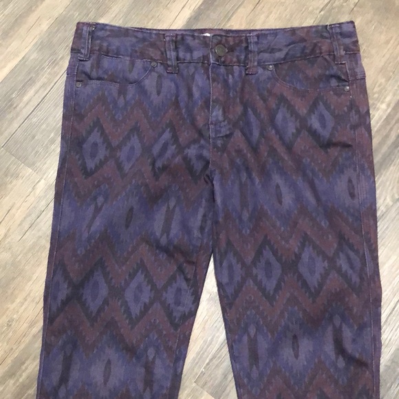 Free People Jeans Skinny Ikat Tribal Print SZ 28 Purple Red Black - Picture 1 of 5